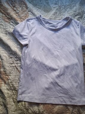 Women Short Sleeve Ribbed Tee - Light Lavender